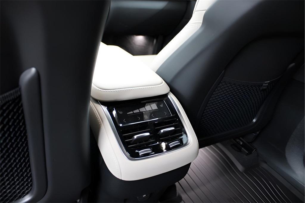 new 2026 Volvo XC90 car, priced at $77,755