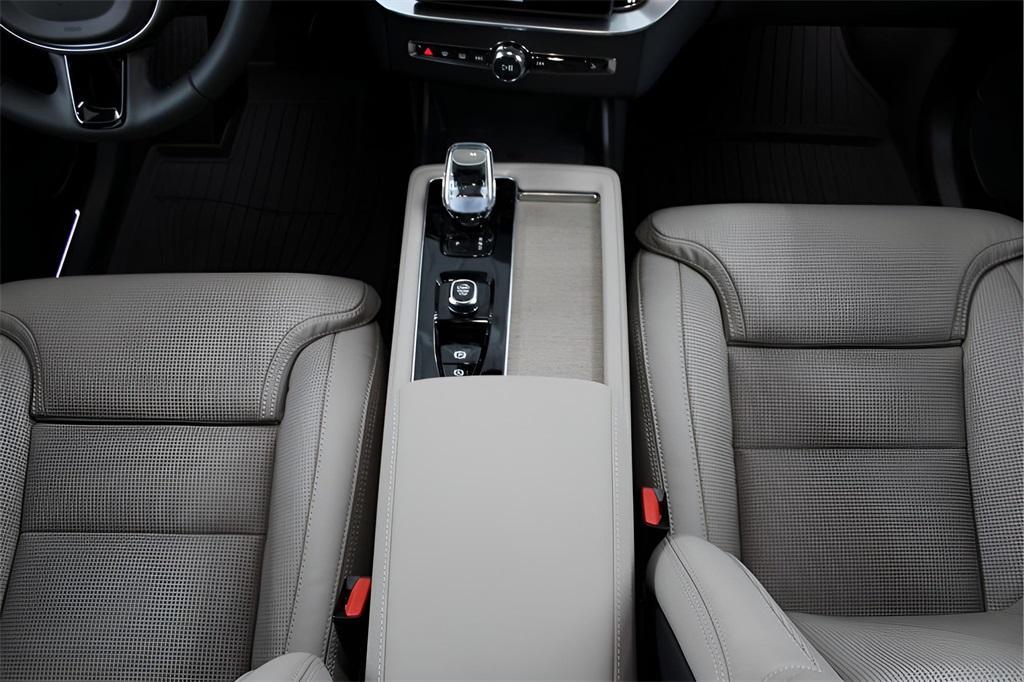 new 2026 Volvo XC90 car, priced at $77,755