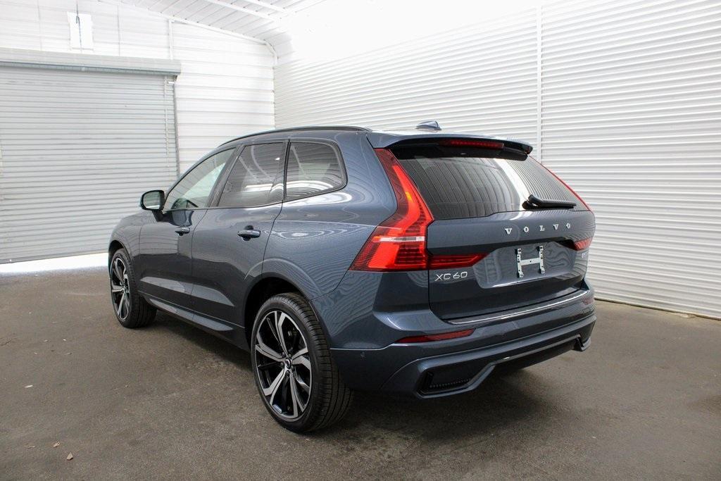 new 2025 Volvo XC60 car, priced at $60,660