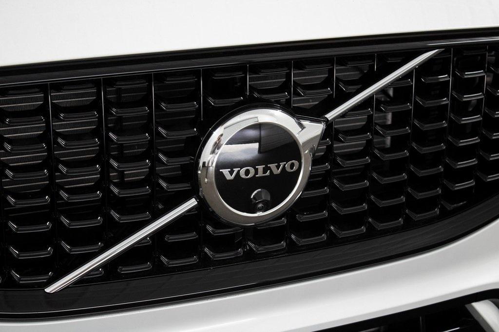 new 2024 Volvo XC60 Recharge Plug-In Hybrid car, priced at $68,555