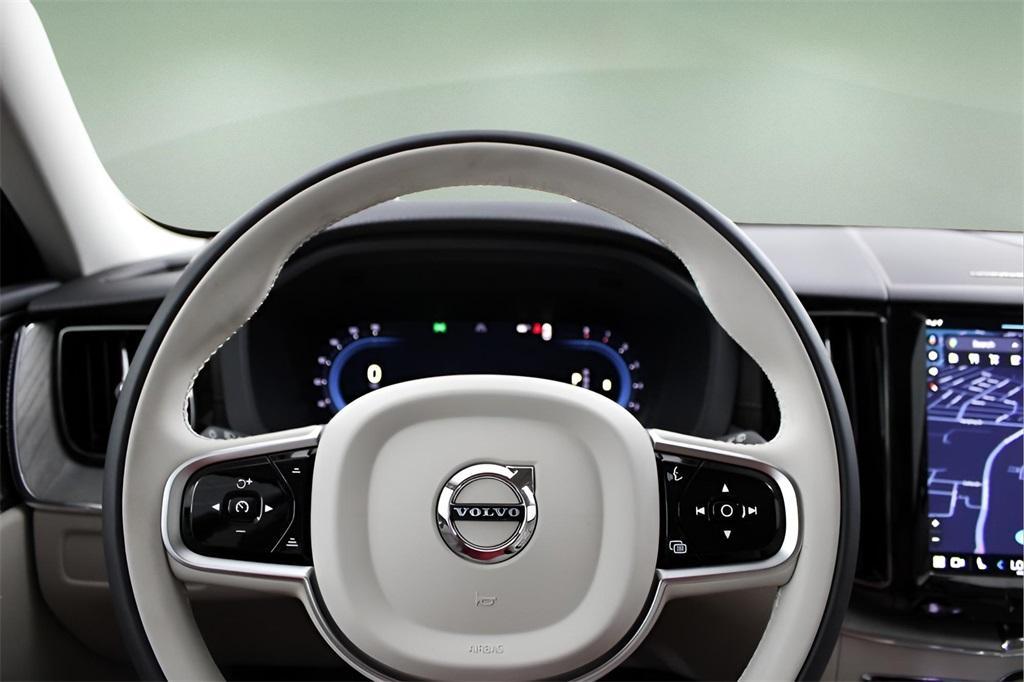 new 2025 Volvo XC60 car, priced at $59,910
