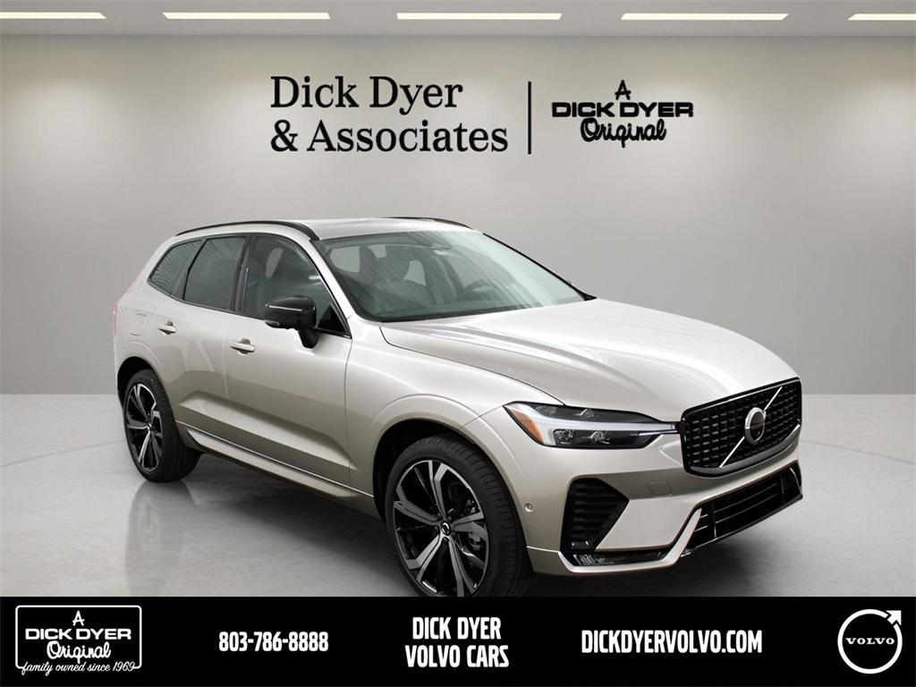 new 2025 Volvo XC60 car, priced at $59,910