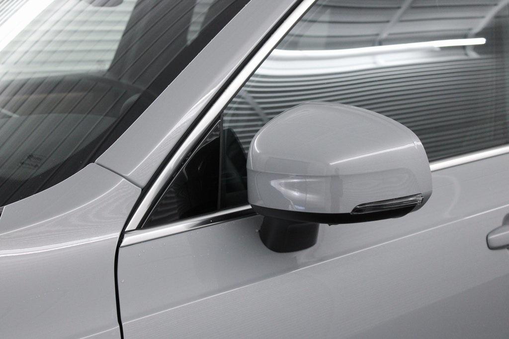new 2025 Volvo XC90 car, priced at $69,155