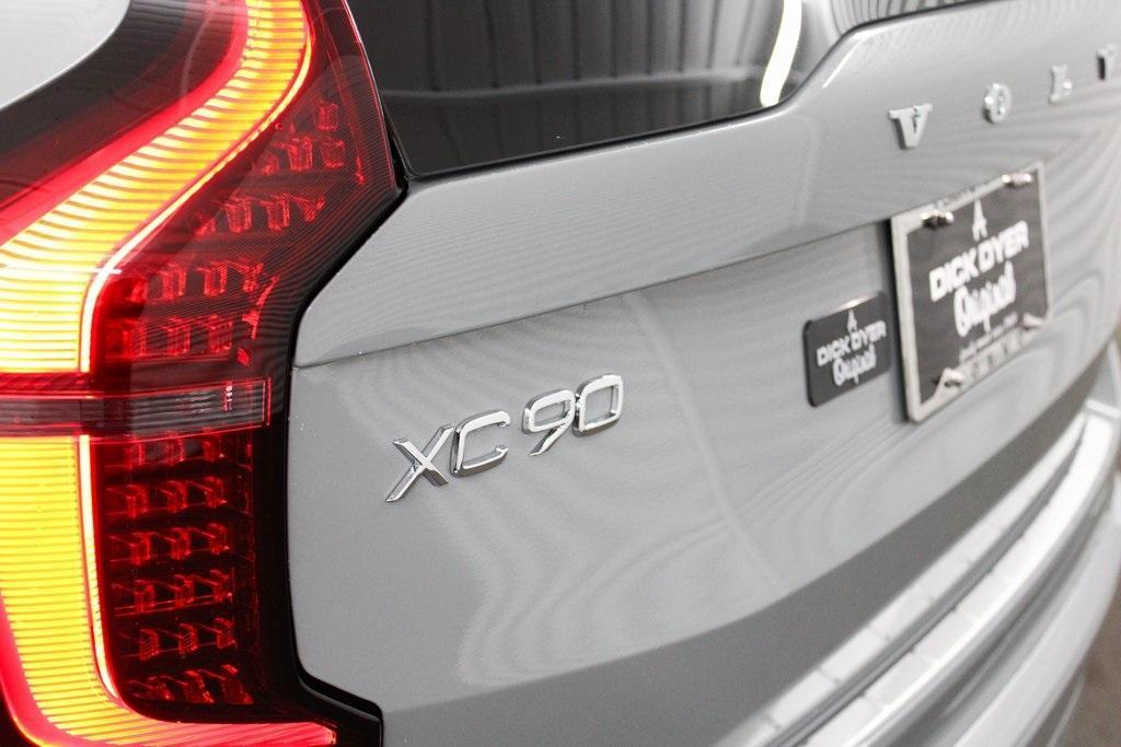 new 2025 Volvo XC90 car, priced at $69,155