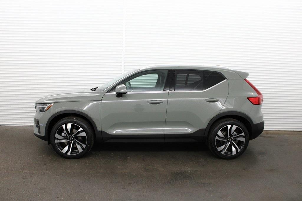 new 2025 Volvo XC40 car, priced at $51,550