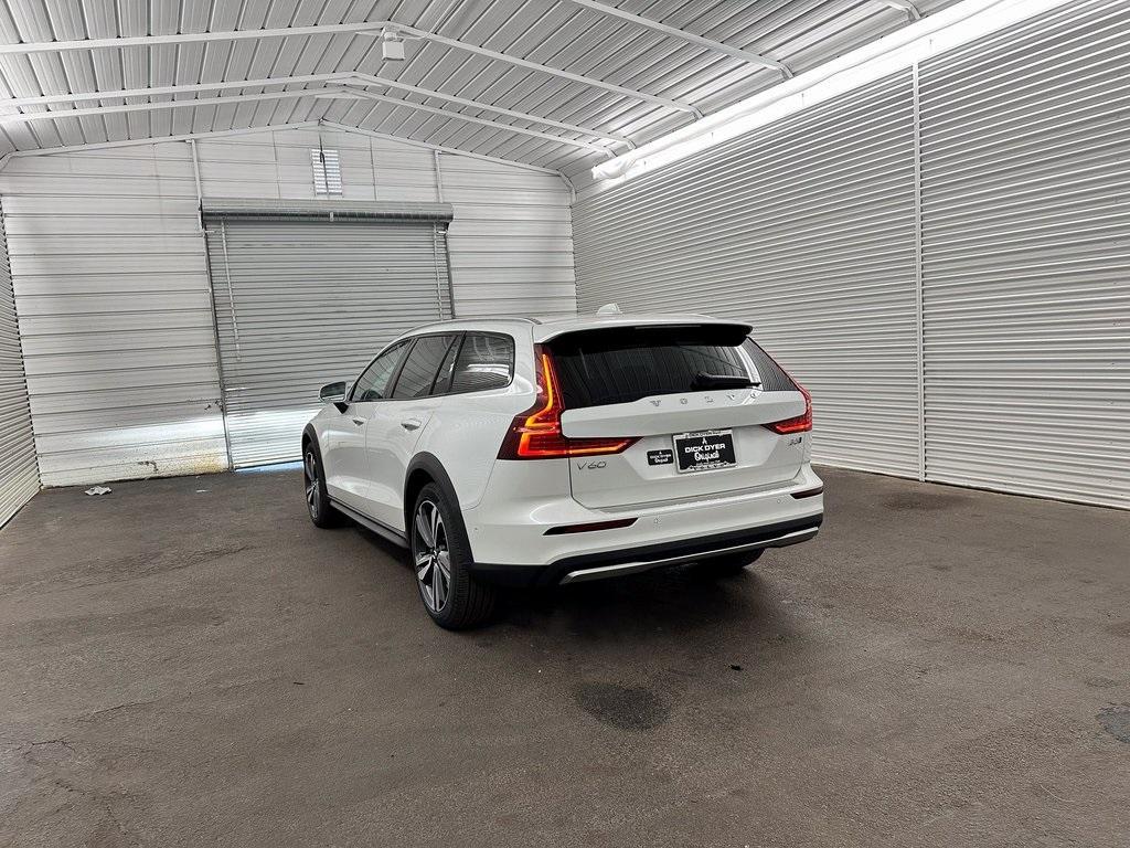 new 2025 Volvo V60 Cross Country car, priced at $54,225