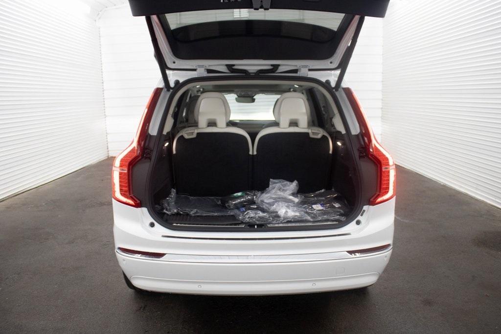 new 2025 Volvo XC90 car, priced at $62,865