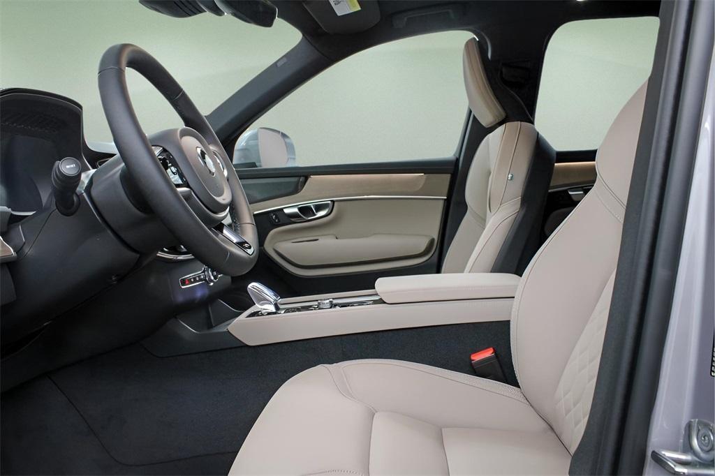 new 2026 Volvo XC90 car, priced at $71,825