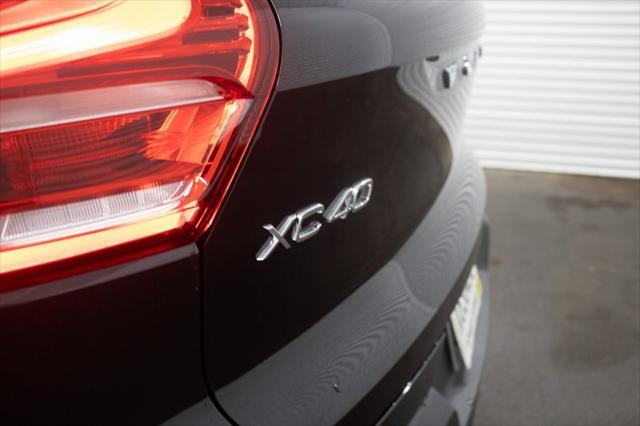 new 2024 Volvo XC40 car, priced at $49,420