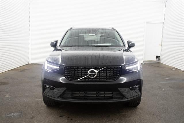 new 2024 Volvo XC40 car, priced at $49,420