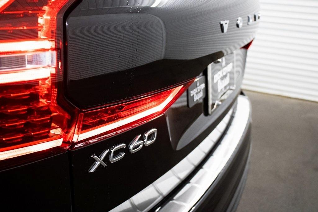 new 2025 Volvo XC60 car, priced at $59,885