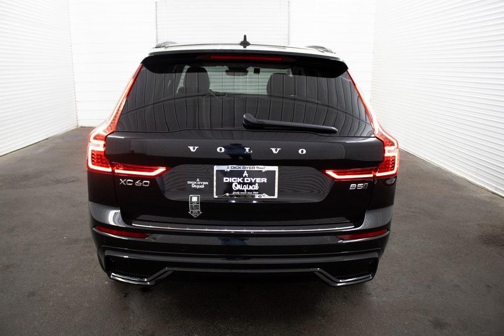 new 2025 Volvo XC60 car, priced at $54,585