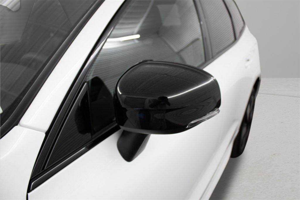 new 2025 Volvo XC60 Plug-In Hybrid car, priced at $66,235