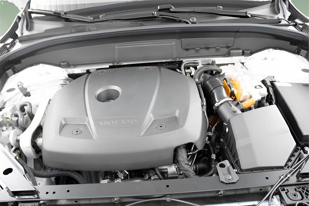 new 2025 Volvo XC60 Plug-In Hybrid car, priced at $66,235