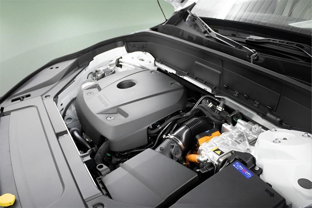 new 2025 Volvo XC90 Plug-In Hybrid car, priced at $76,765