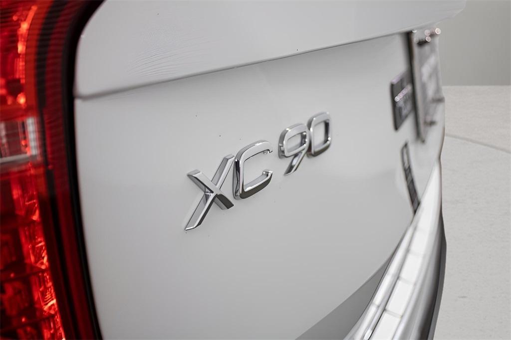 new 2025 Volvo XC90 Plug-In Hybrid car, priced at $76,765