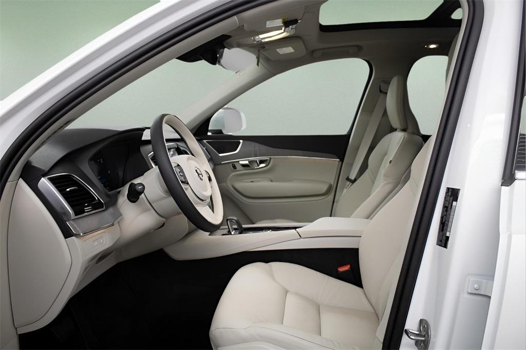 new 2025 Volvo XC90 Plug-In Hybrid car, priced at $76,765
