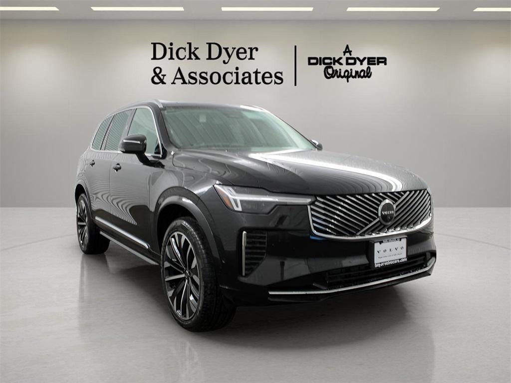 new 2025 Volvo XC90 car, priced at $69,155