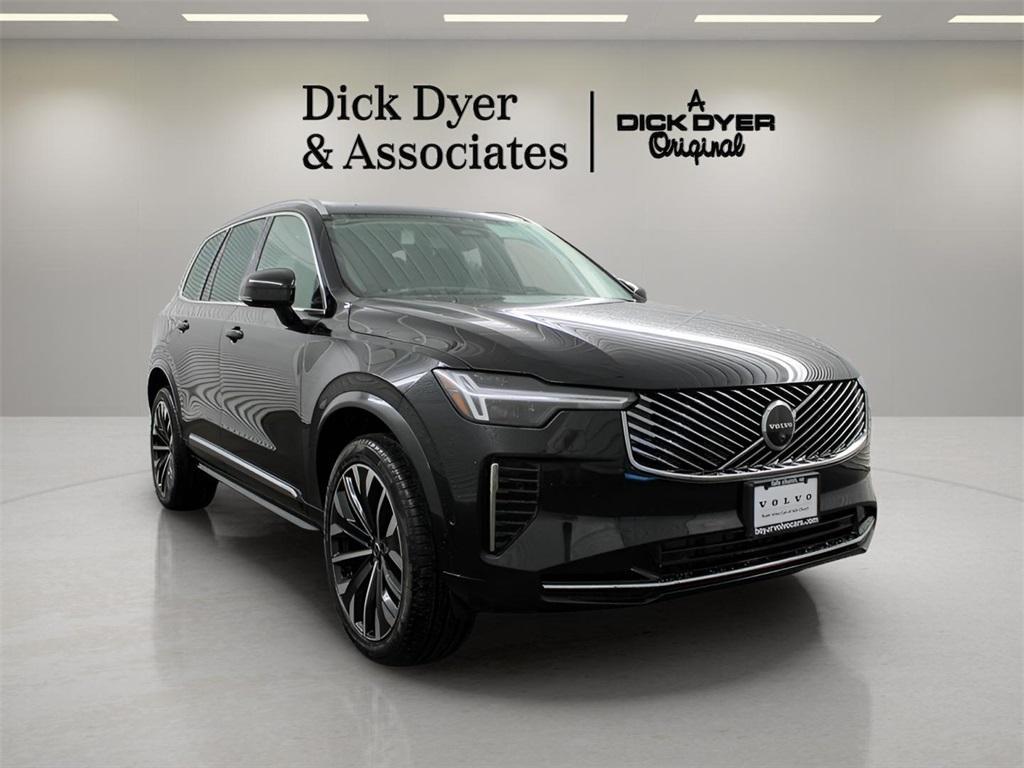 new 2025 Volvo XC90 car, priced at $69,155