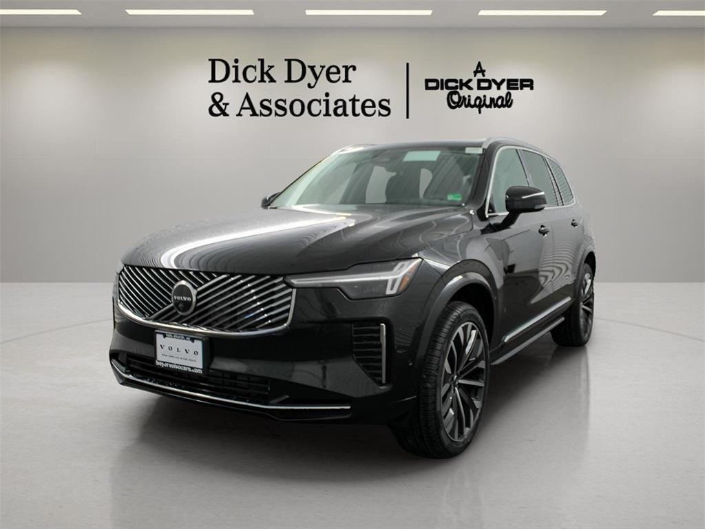 new 2025 Volvo XC90 car, priced at $69,155