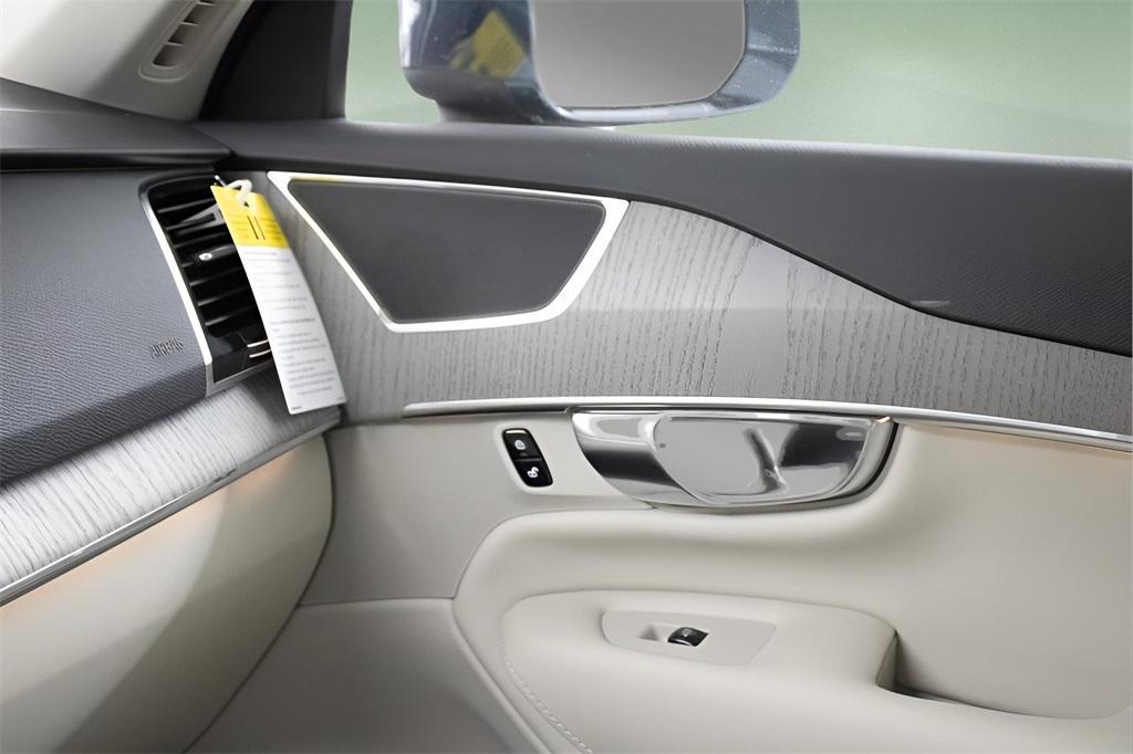 new 2025 Volvo XC90 car, priced at $66,465