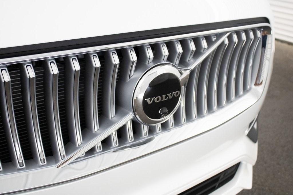 new 2025 Volvo XC90 Plug-In Hybrid car, priced at $82,265