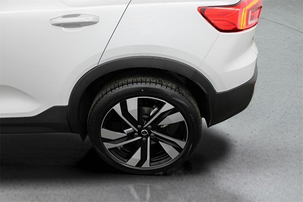 new 2025 Volvo XC40 car, priced at $48,620