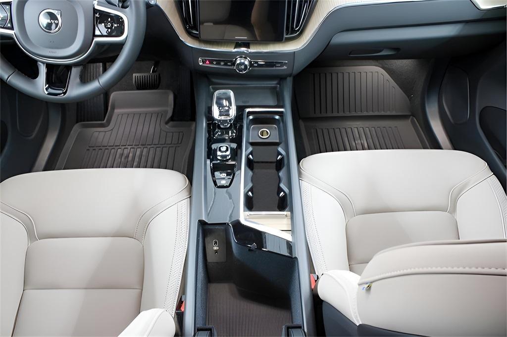 new 2026 Volvo XC60 car, priced at $57,985