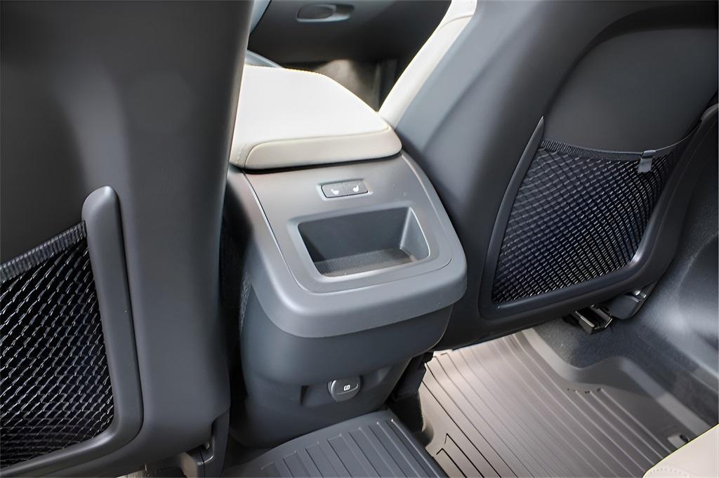 new 2026 Volvo XC60 car, priced at $57,985