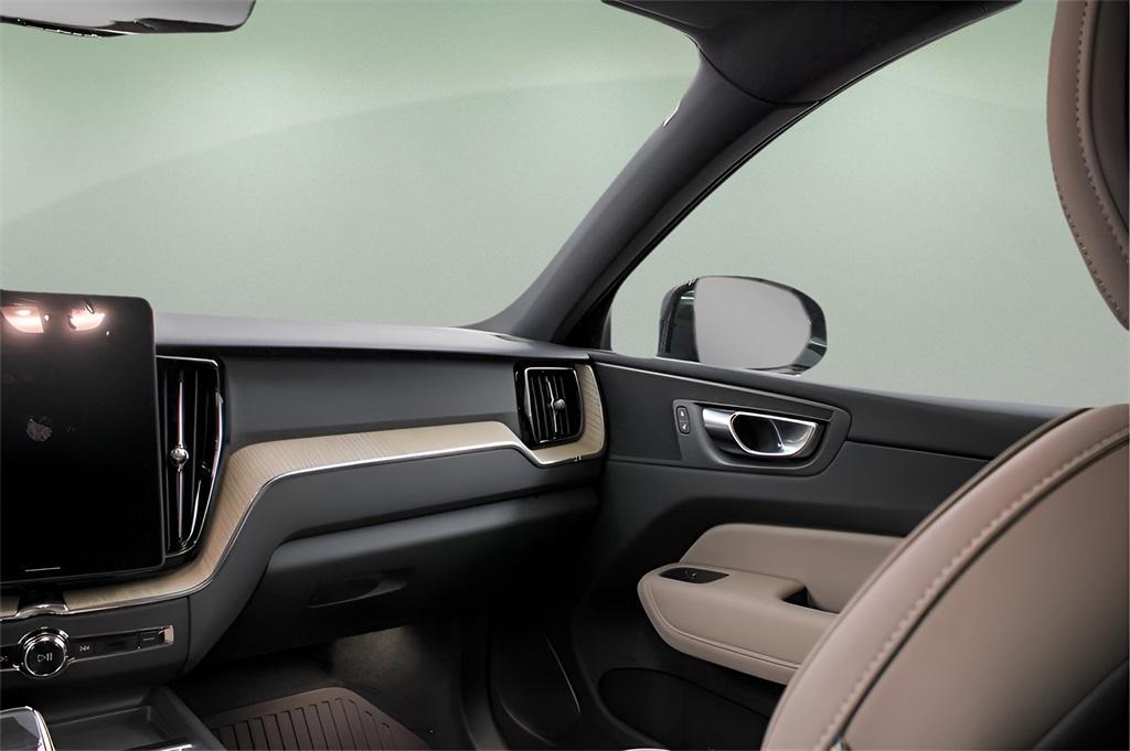 new 2026 Volvo XC60 car, priced at $57,985