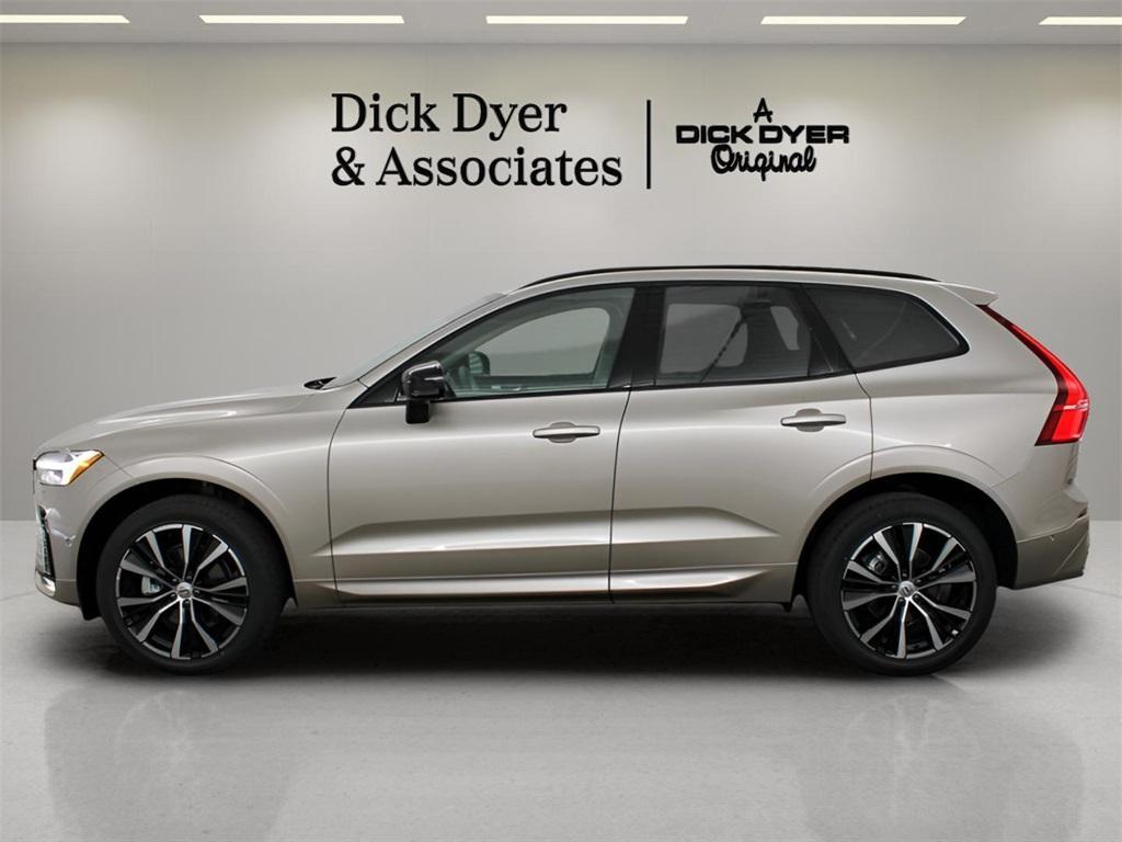 new 2025 Volvo XC60 car, priced at $55,360