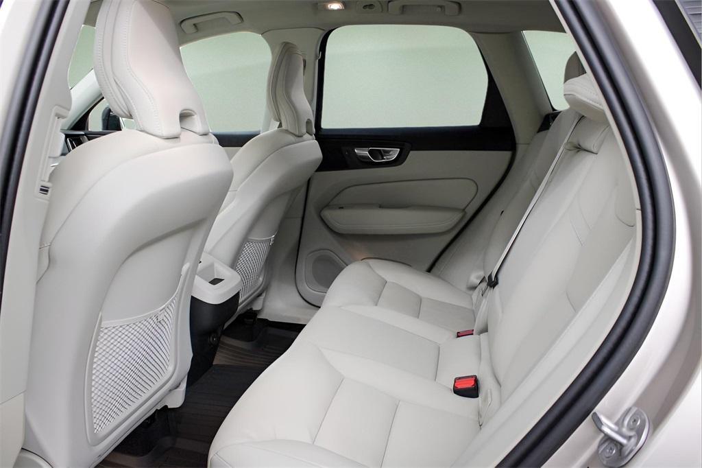 new 2025 Volvo XC60 car, priced at $55,360