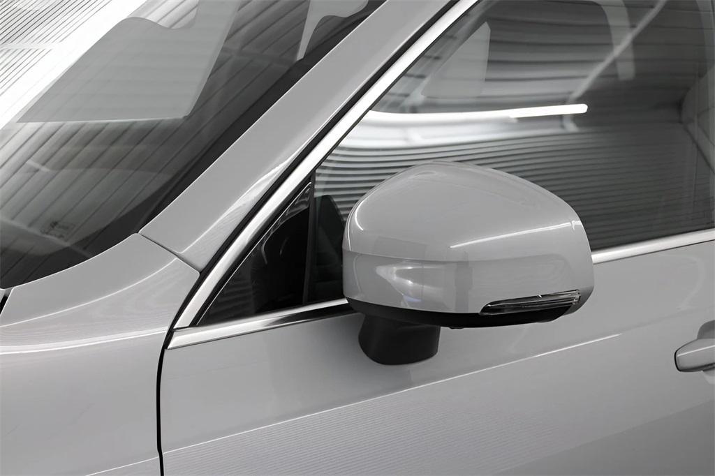 new 2025 Volvo XC90 Plug-In Hybrid car, priced at $78,805