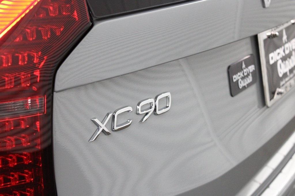 new 2025 Volvo XC90 Plug-In Hybrid car, priced at $78,805