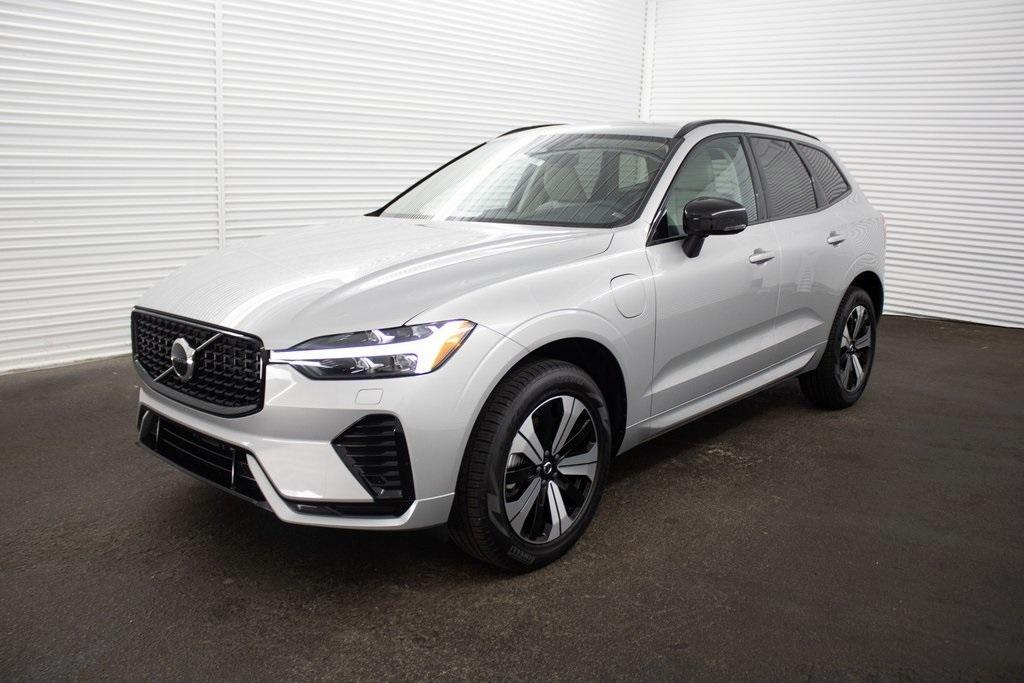 new 2025 Volvo XC60 Plug-In Hybrid car, priced at $61,685