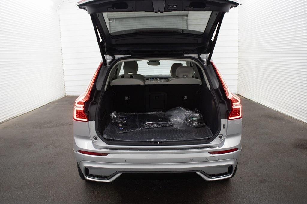 new 2025 Volvo XC60 Plug-In Hybrid car, priced at $61,685