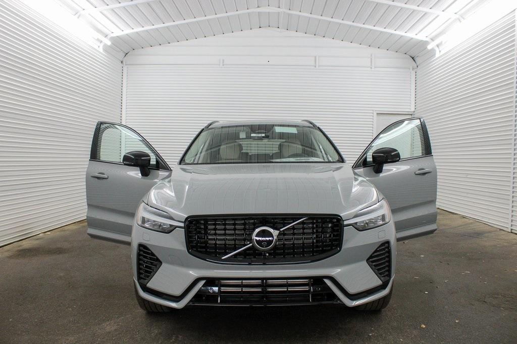 new 2025 Volvo XC60 Plug-In Hybrid car, priced at $71,510