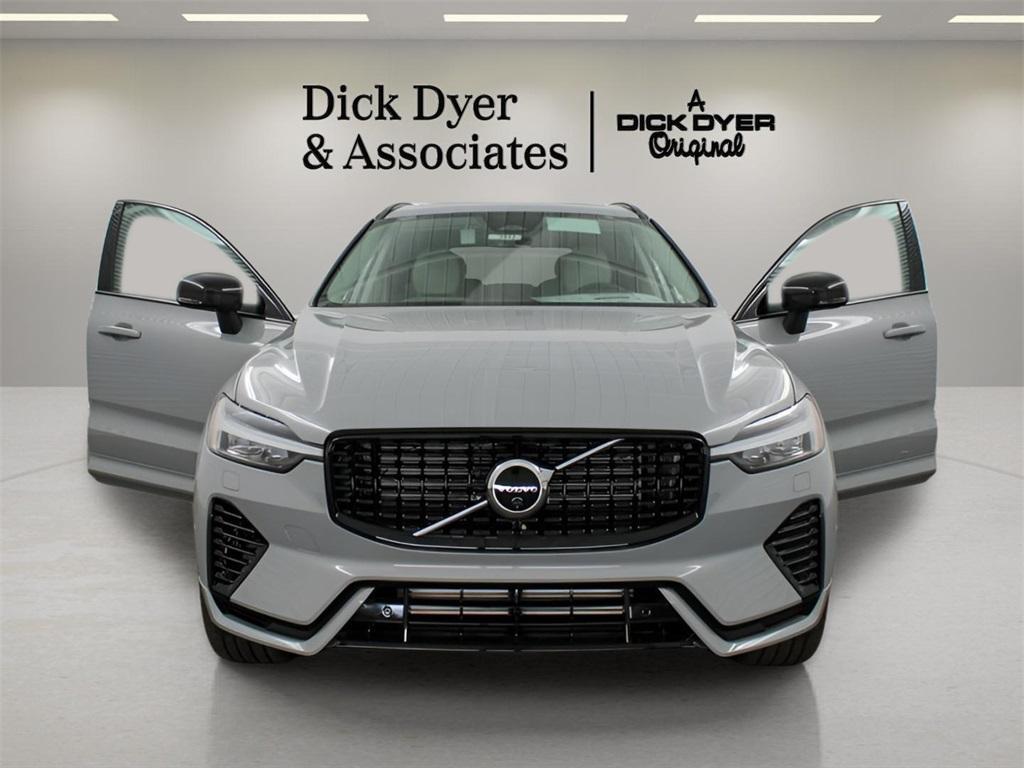new 2025 Volvo XC60 Plug-In Hybrid car, priced at $71,510
