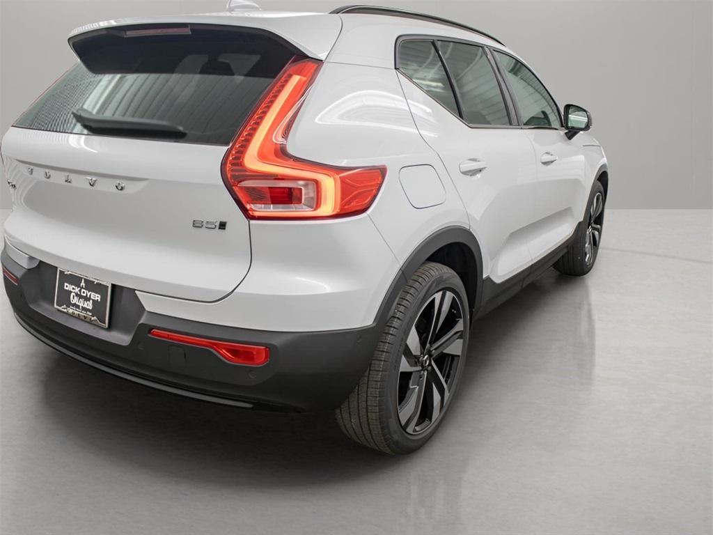 new 2025 Volvo XC40 car, priced at $48,620