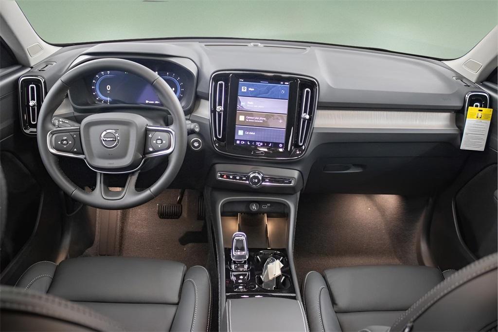 new 2025 Volvo XC40 car, priced at $48,620
