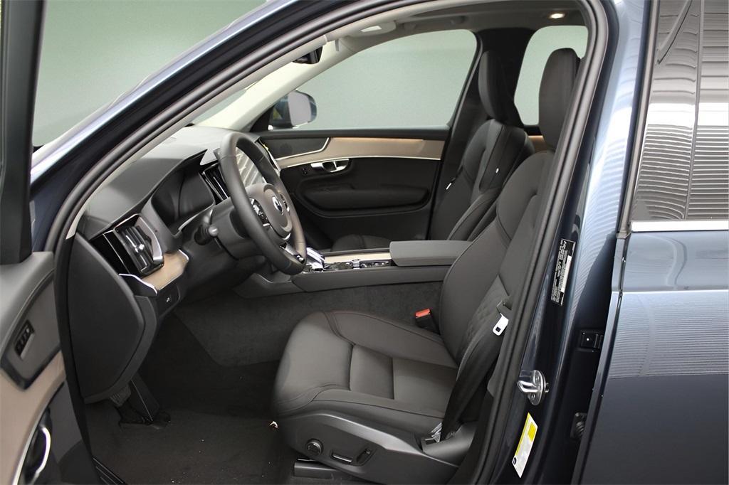 new 2025 Volvo XC90 car, priced at $66,895