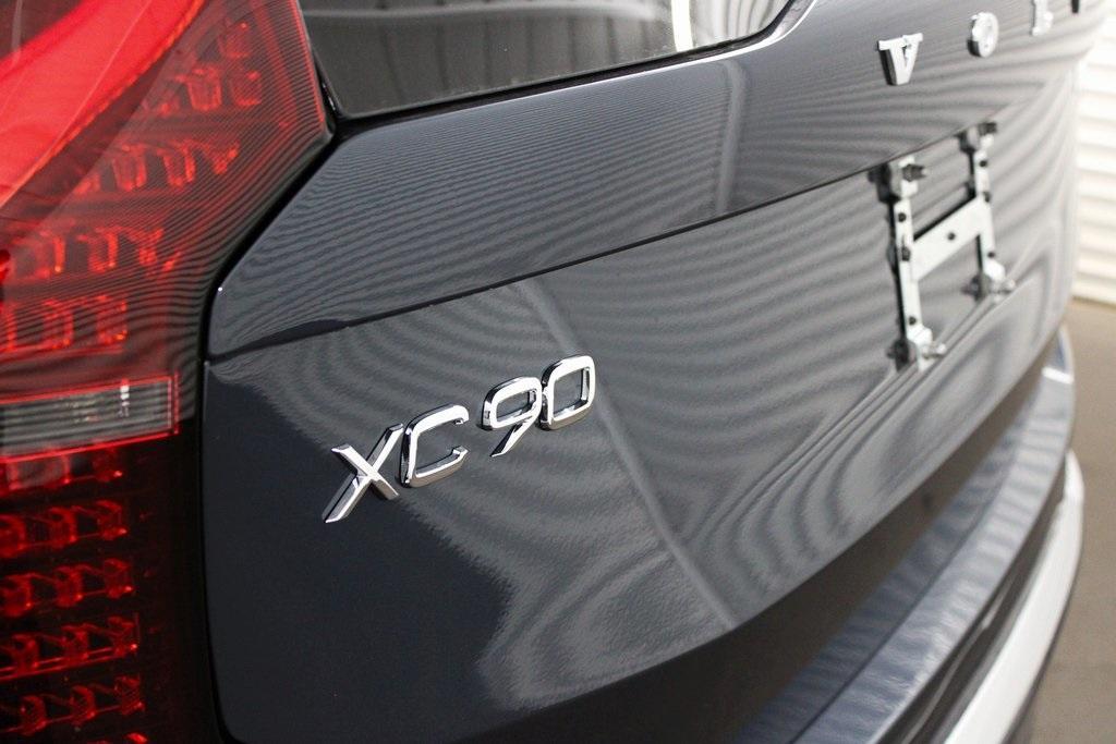 new 2025 Volvo XC90 car, priced at $66,895