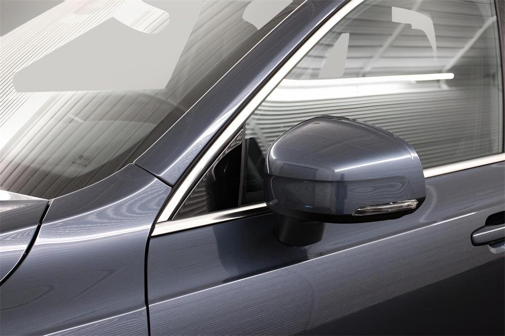 new 2025 Volvo XC90 car, priced at $66,895