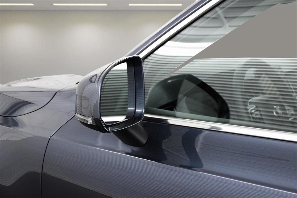 new 2025 Volvo XC90 car, priced at $66,895