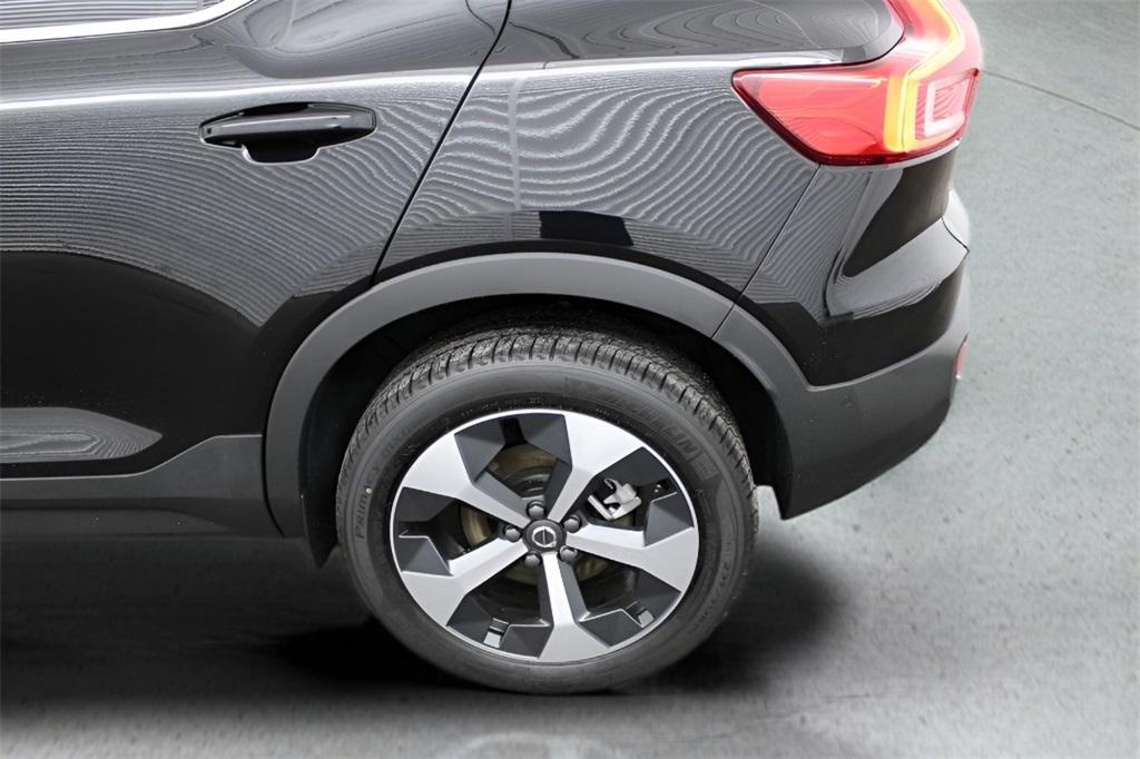 new 2025 Volvo XC40 car, priced at $47,765