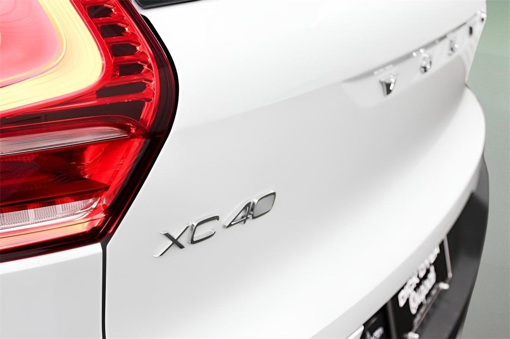 new 2025 Volvo XC40 car, priced at $45,465