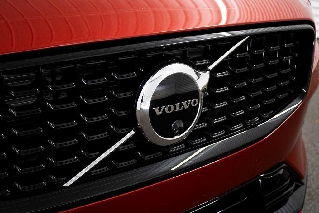 new 2024 Volvo S60 car, priced at $51,295