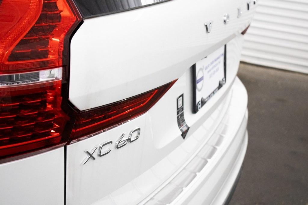 new 2025 Volvo XC60 car, priced at $61,625