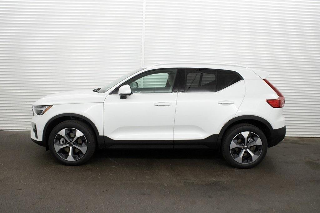 new 2025 Volvo XC40 car, priced at $47,750