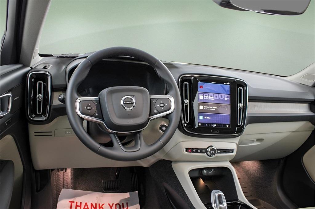 new 2025 Volvo XC40 car, priced at $51,565
